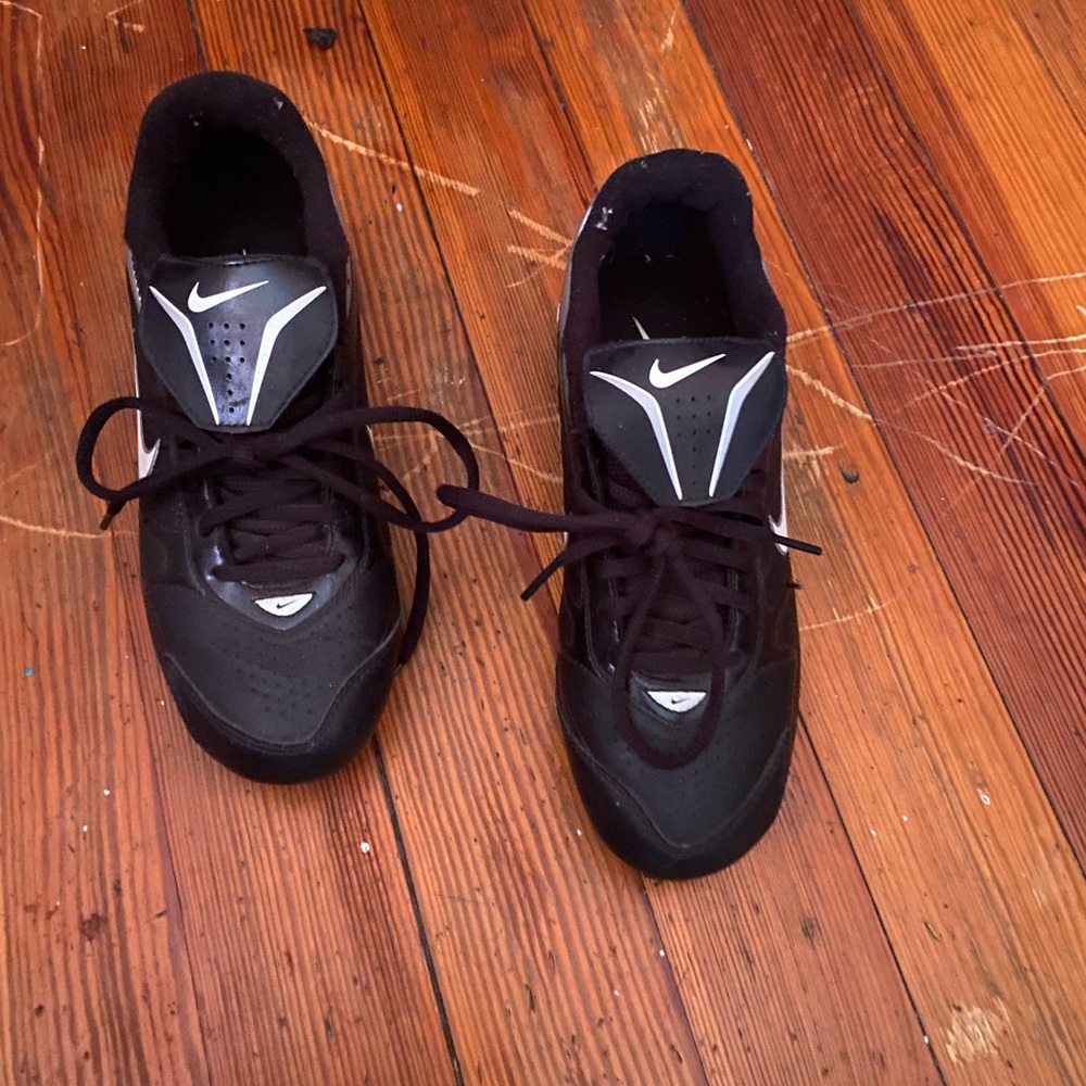 Nike Black and White Baseball Cleats